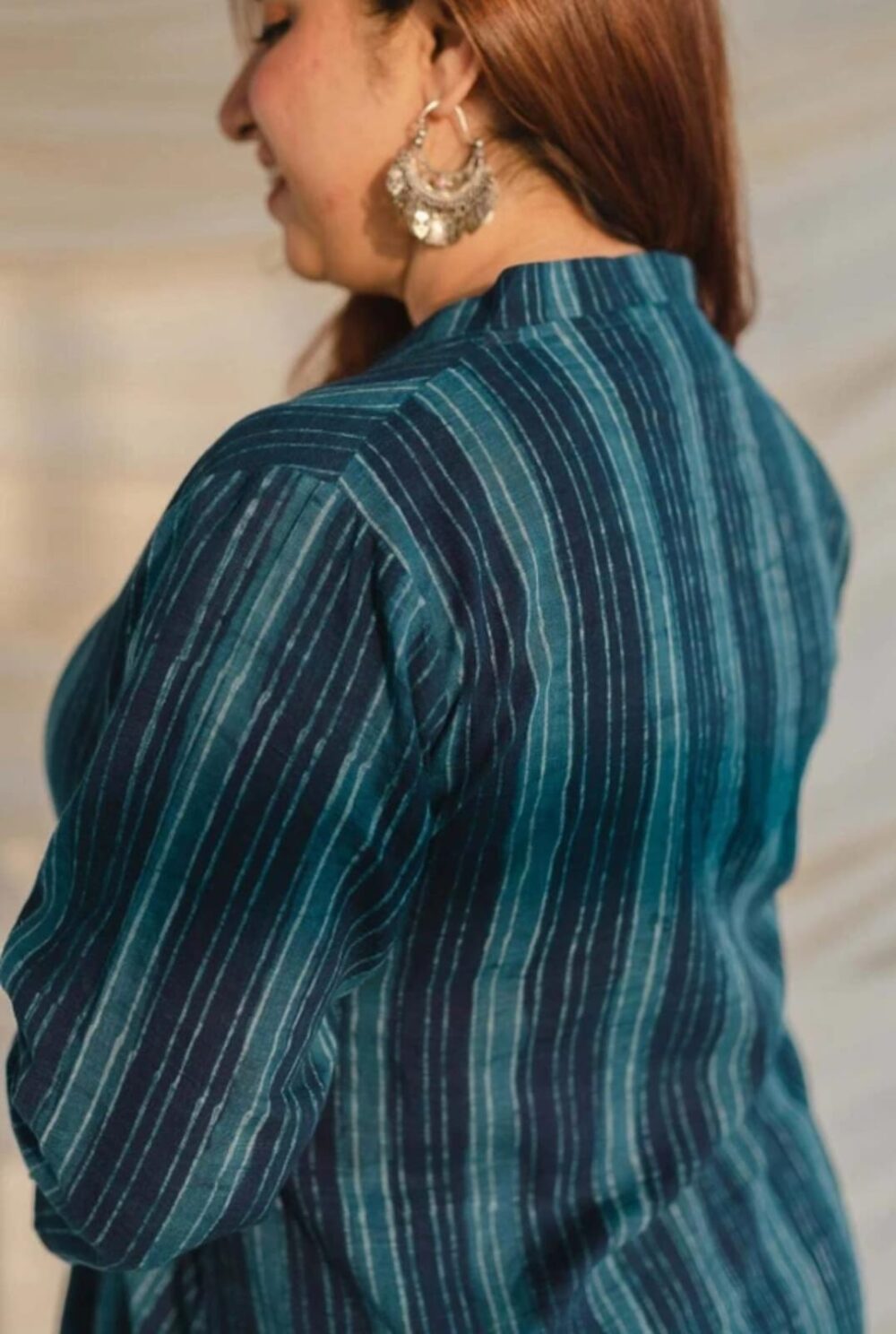 Gvastra Women’s Viscose Rayon PRINTED  V Neck BLUE Full Sleeves Solid Casual Short Kurti Tunic Top - Image 3